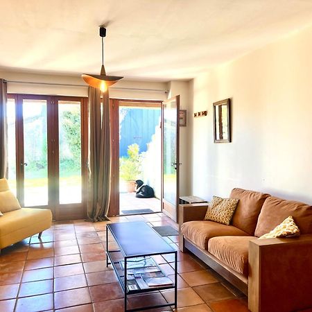 Gites & Chambres D'Hotes Peyrecout Laparrouquial 外观 照片