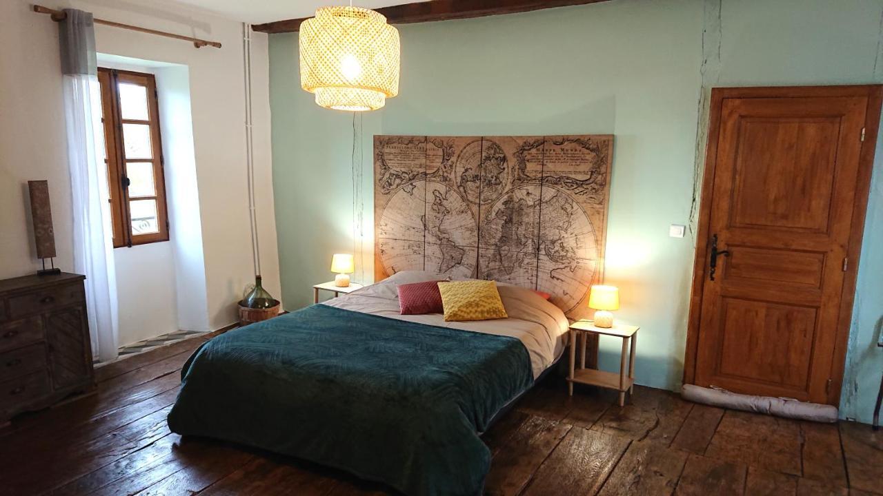 Gites & Chambres D'Hotes Peyrecout Laparrouquial 外观 照片