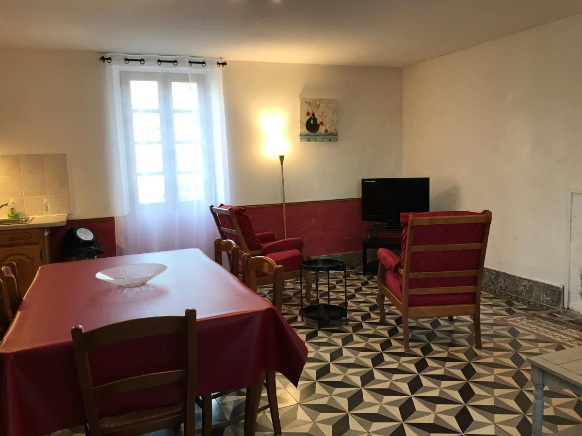 Gites & Chambres D'Hotes Peyrecout Laparrouquial 外观 照片