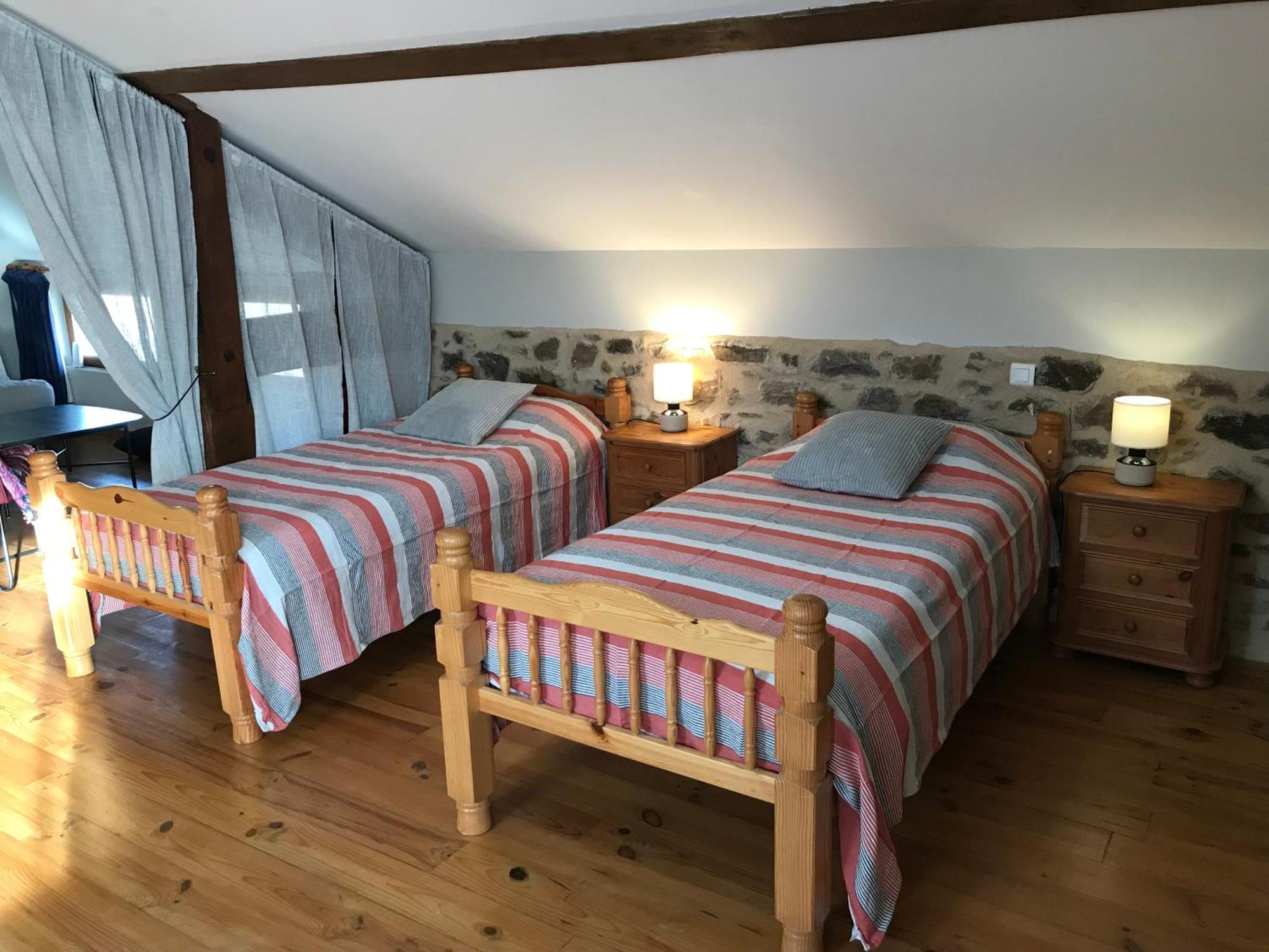 Gites & Chambres D'Hotes Peyrecout Laparrouquial 外观 照片