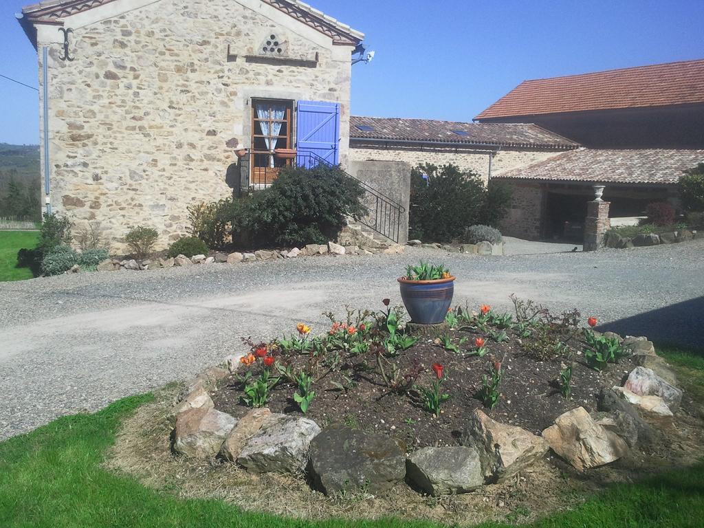 Gites & Chambres D'Hotes Peyrecout Laparrouquial 外观 照片